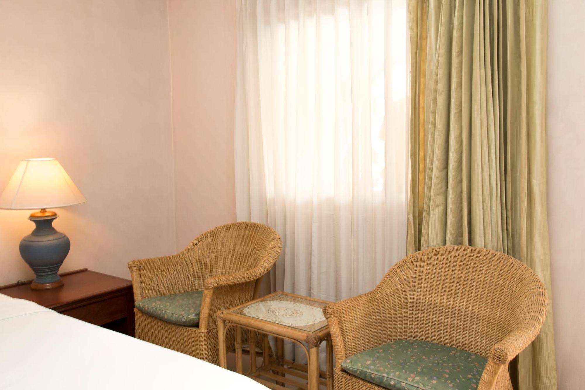 S Lodge Pattaya Formally Sabai Lodge Екстер'єр фото