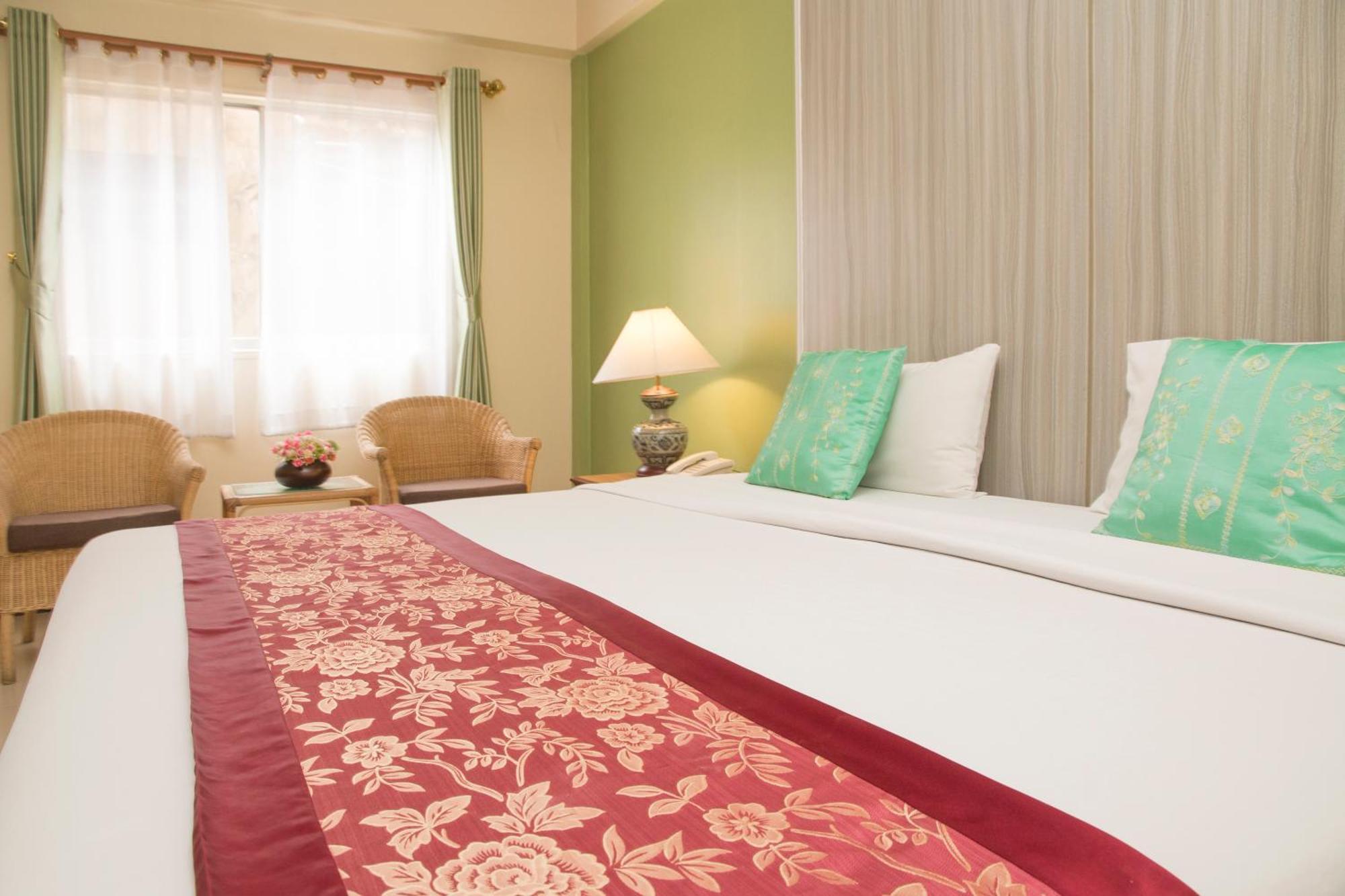 S Lodge Pattaya Formally Sabai Lodge Екстер'єр фото