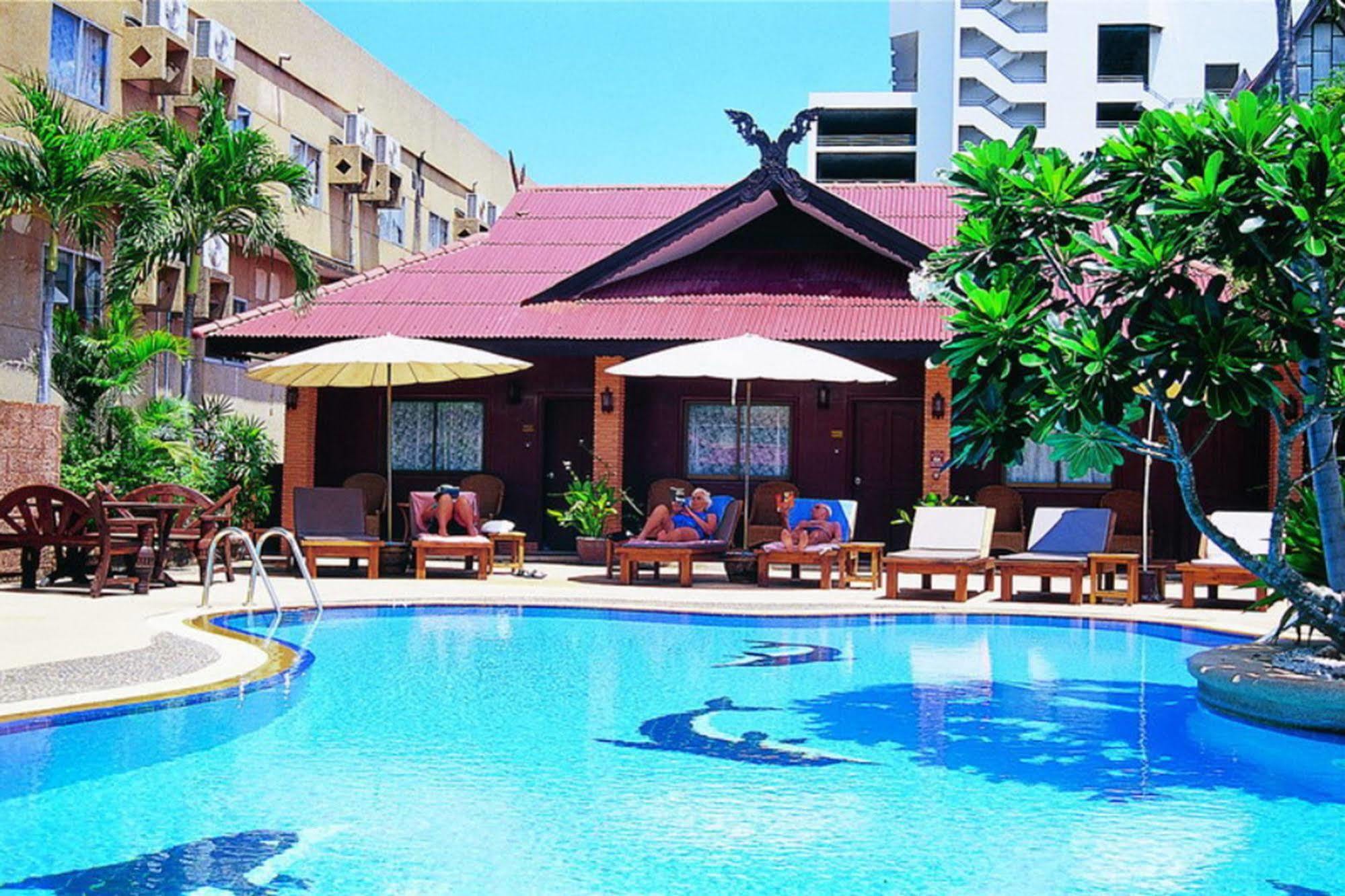 S Lodge Pattaya Formally Sabai Lodge Екстер'єр фото